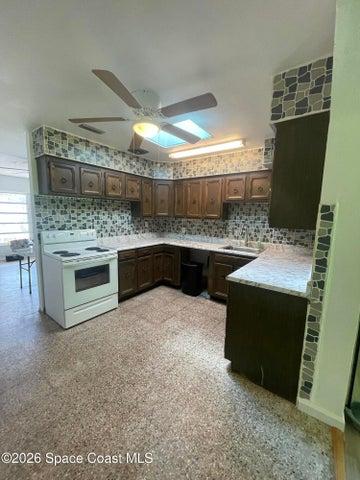 200 N Christmas Hill Road, Titusville, FL, 32796 photo 6