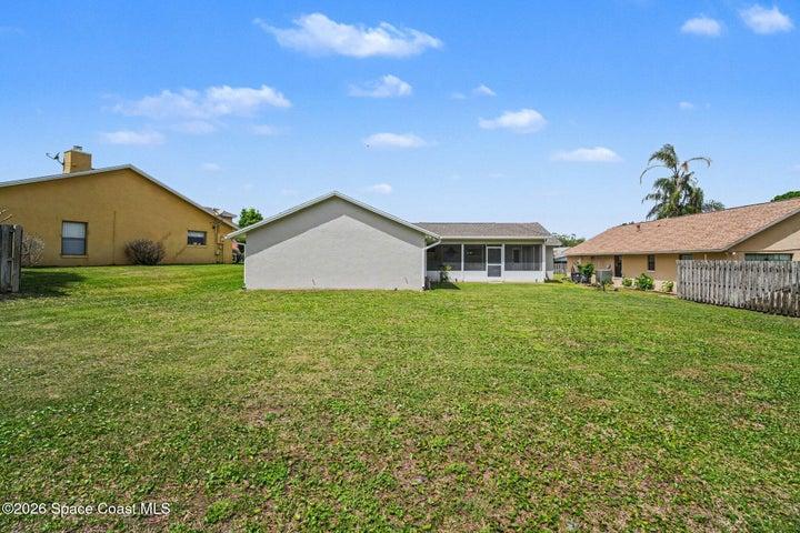 LARGE YARD