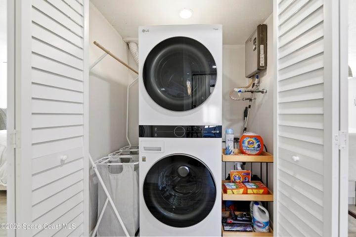 Laundry Closet - washer and dryer do not convey
