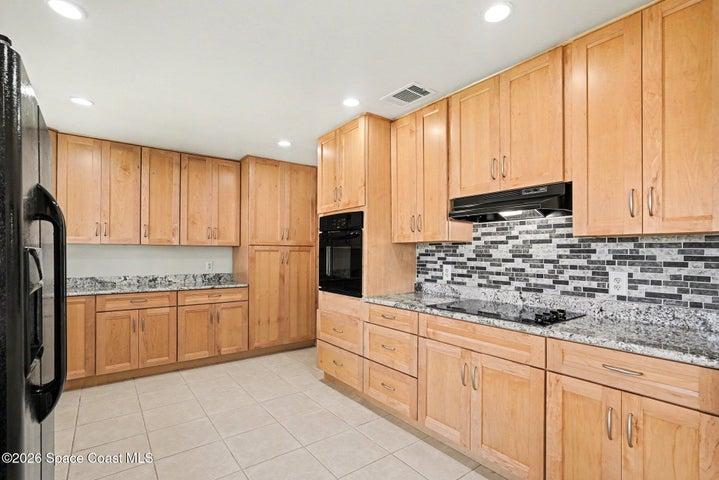 1335 Golf Vista Court NE, Palm Bay, FL, 32905 photo 2