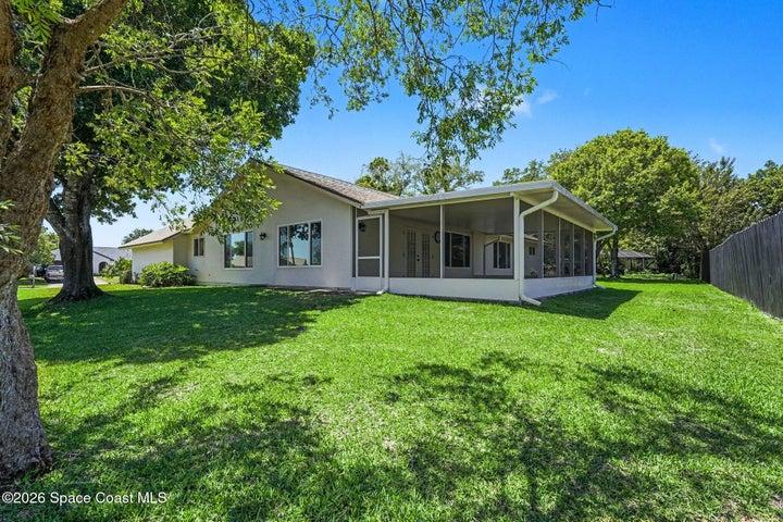 1335 Golf Vista Court NE, Palm Bay, FL, 32905 photo 3