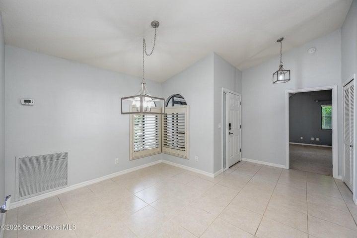 Dining room, looking into primary bedroom