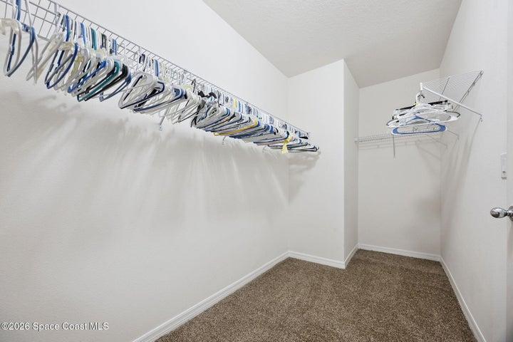 Primary Bdrm Walk-in Closet