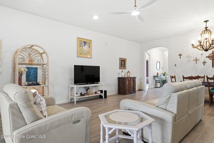 5285 2nd Manor, Vero Beach, FL, 32968 photo 10