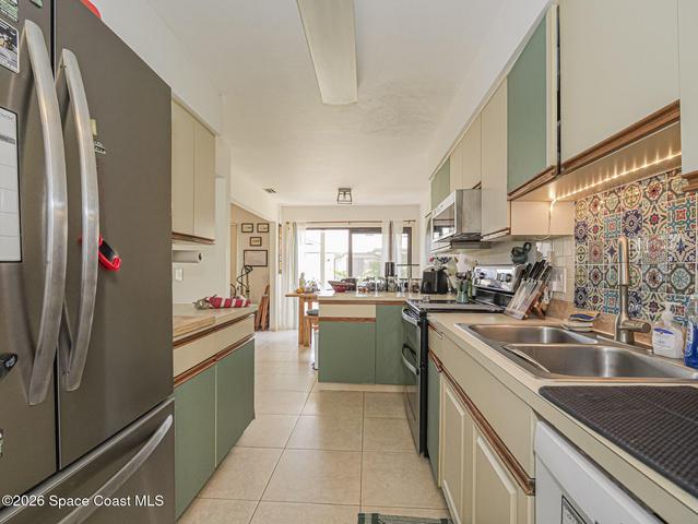 601 Centre Court SW 101, Vero Beach, FL, 32962 photo 44