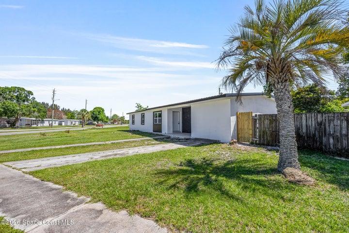 1106 Wild Rose Drive NE, Palm Bay, FL, 32905 photo 2
