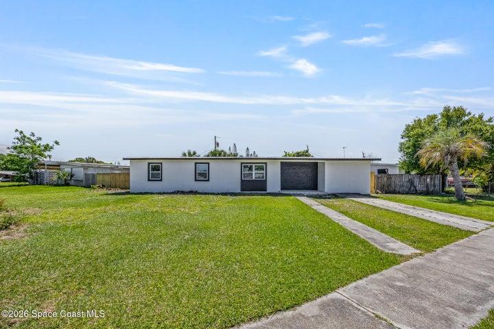 1106 Wild Rose Drive NE, Palm Bay