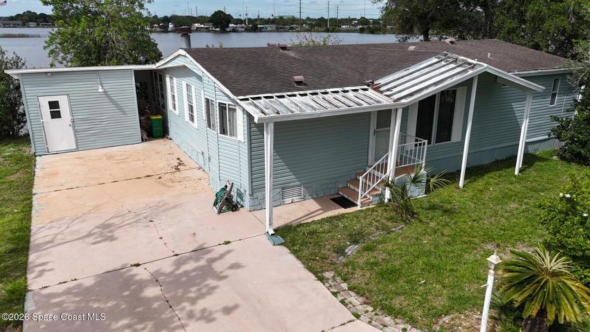 300 Beech Court, Cocoa