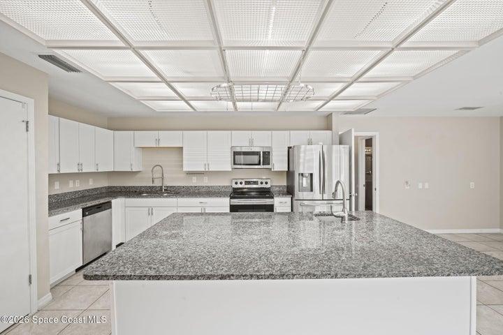 3884 Goshawk Place, Titusville, FL, 32796 photo 16
