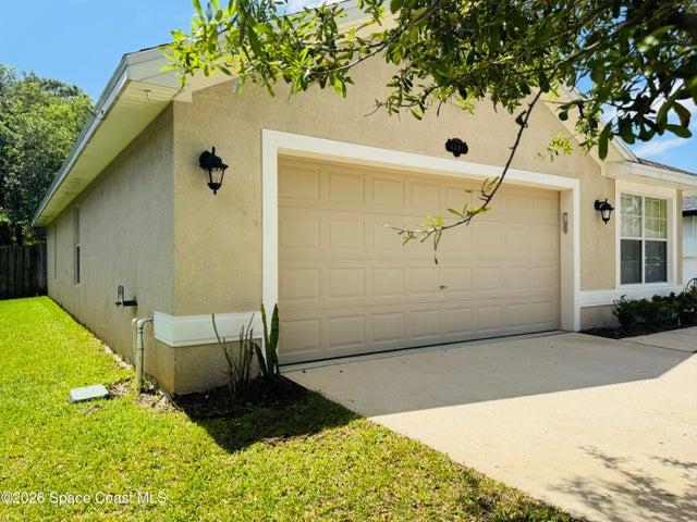 4388 Palladian Way, Melbourne, FL, 32904 photo 4