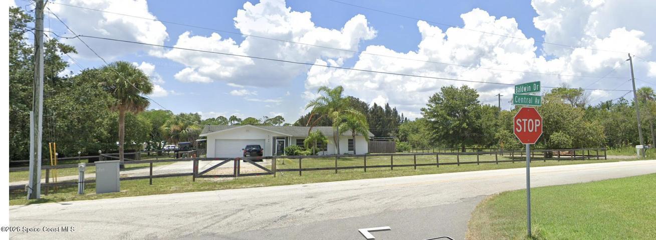 9100 Central Avenue, Micco