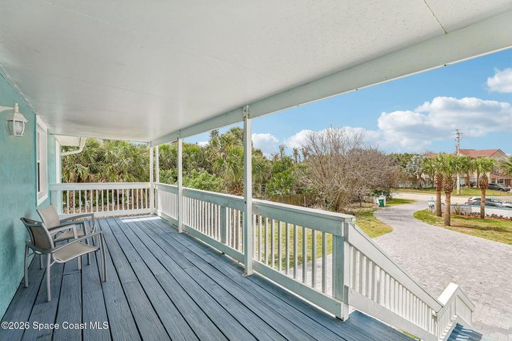 Second floor front balcony with stairs