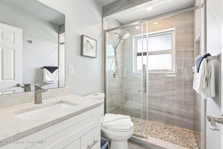 Second floor guest bath