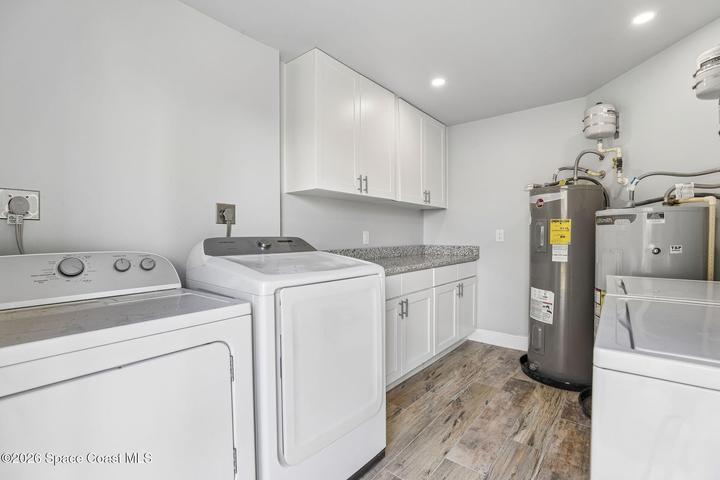 Laundry room first floor (accessed from exterior)