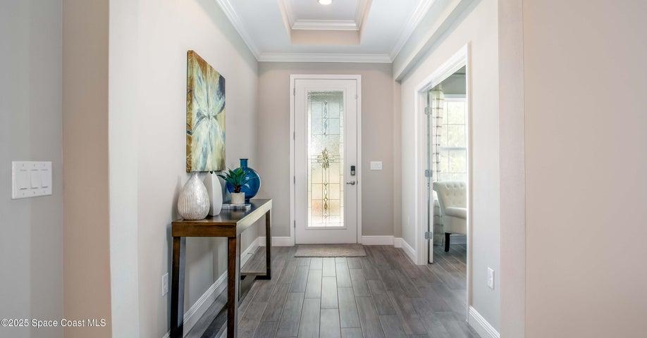 Model home - actual features may vary.