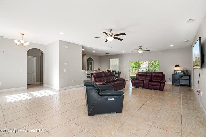 486 Avocado Road NW, Palm Bay, FL, 32907 photo 4