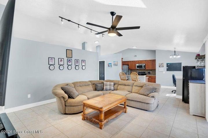 1260 Monument Avenue SE, Palm Bay, FL, 32909 photo 12