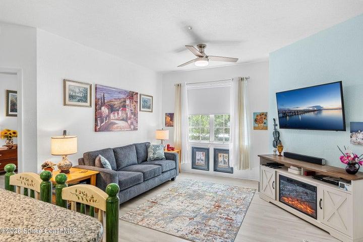 5673 Star Rush Drive 203, Melbourne, FL, 32940 photo 2