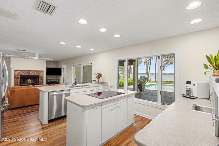 4137 Crooked Mile Road, Merritt Island, FL, 32952 photo 6