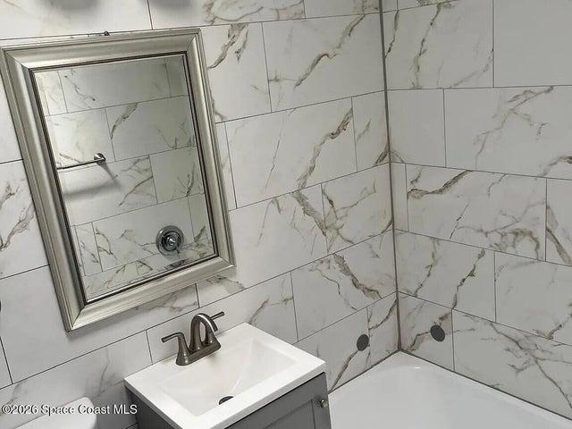 1428 Lamanto Avenue E, Jacksonville, FL, 32210 photo 4