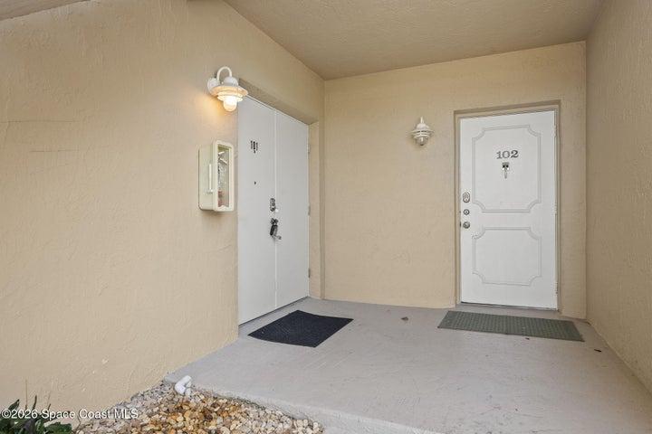 3209 S Lakeview Circle 8101, Fort Pierce, FL, 34949 photo 5