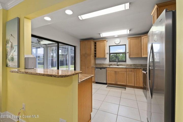 3209 S Lakeview Circle 8101, Fort Pierce, FL, 34949 photo 9