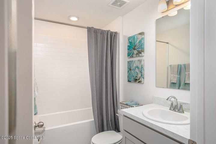 Model home - actual features may vary.