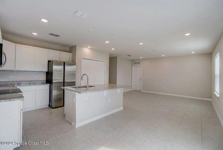 Model home - actual features may vary.
