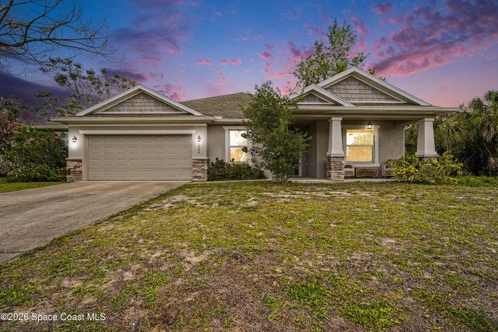 1706 Elmhurst Circle SE, Palm Bay