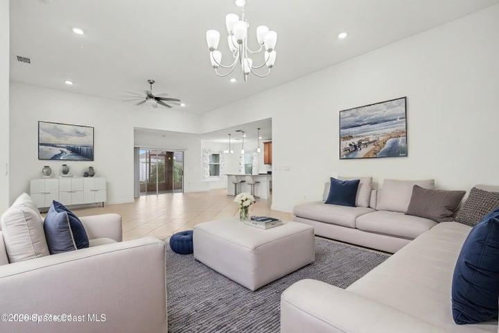 1706 Elmhurst Circle SE, Palm Bay, FL, 32909 photo 4