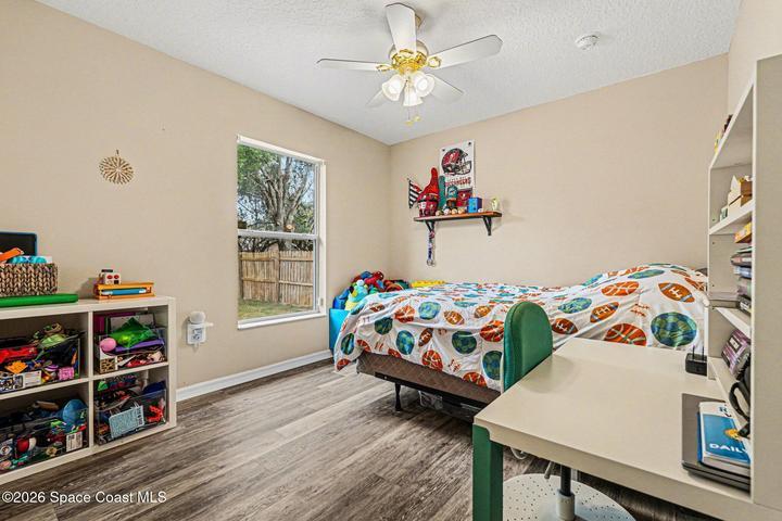 Guest Bedroom 1