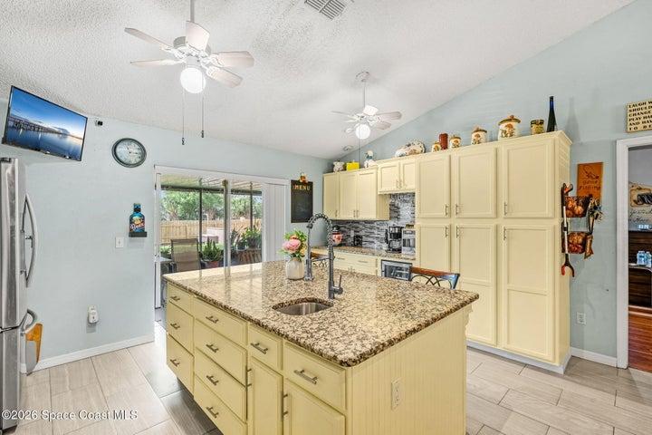249 Mcclain Drive, Melbourne, FL, 32904 photo 5