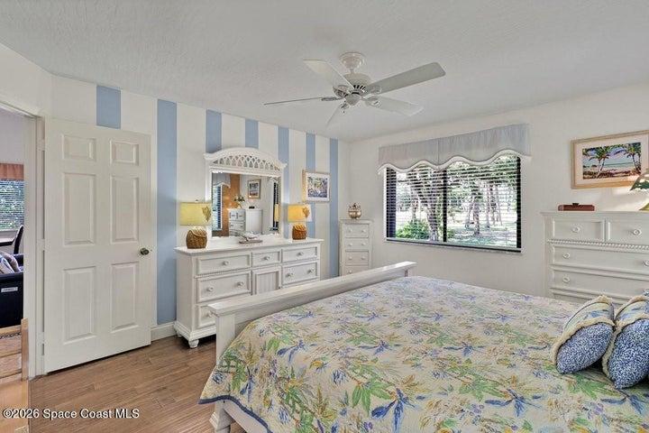 Custom PAINTED walls - NO Wallpaper.