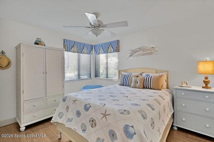 2nd Bedroom with Pergo engineered wood flooring.