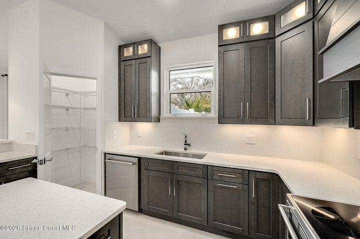 2093 Greenway Drive, Melbourne, FL, 32901 photo 7