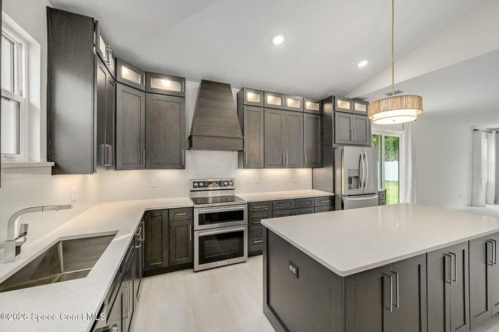 2093 Greenway Drive, Melbourne, FL, 32901 photo 8