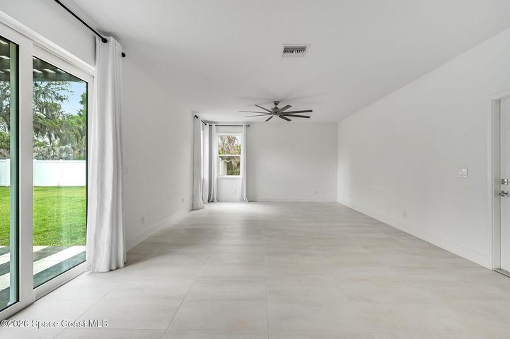 2093 Greenway Drive, Melbourne, FL, 32901 photo 11