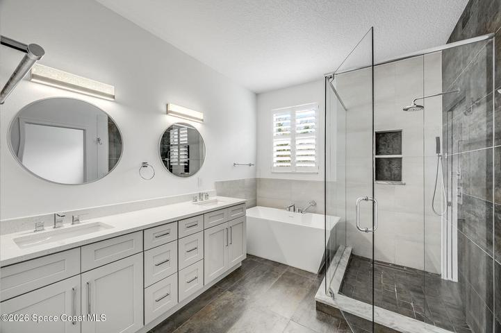 2093 Greenway Drive, Melbourne, FL, 32901 photo 25