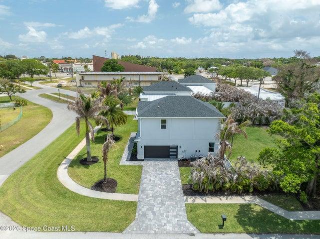 2093 Greenway Drive, Melbourne, FL, 32901 photo 38