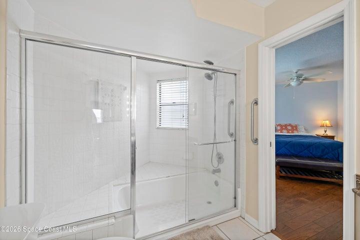 Walk in Shower