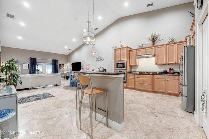 127 Lancha Circle 203, Indian Harbour Beach, FL, 32937 photo 8