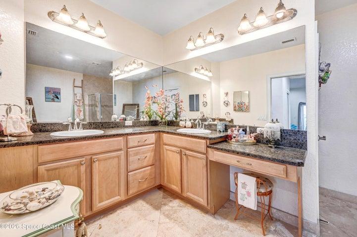 127 Lancha Circle 203, Indian Harbour Beach, FL, 32937 photo 17