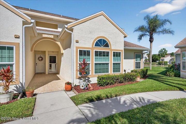 1827 Aynsley Way 4, Vero Beach