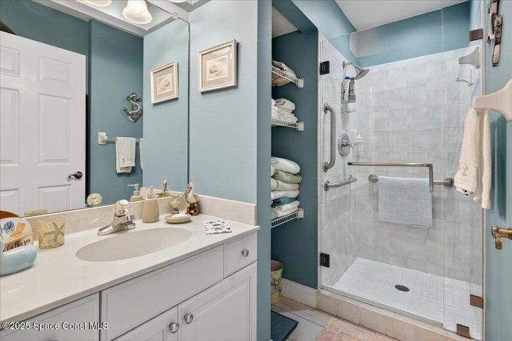 1827 Aynsley Way 4, Vero Beach, FL, 32966 photo 13