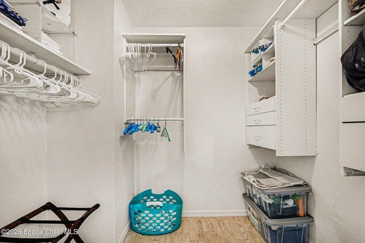 3rd level Primary walk in closet
