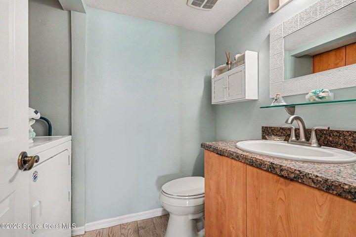 2nd level 1/2 bath with W/D