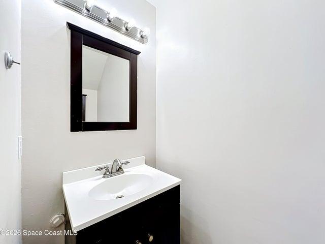 Half Bathroom - 1st floor