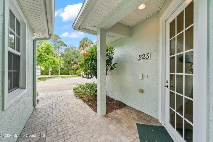 2340 Water Oaks Lane 223, Vero Beach, FL, 32962 photo 3