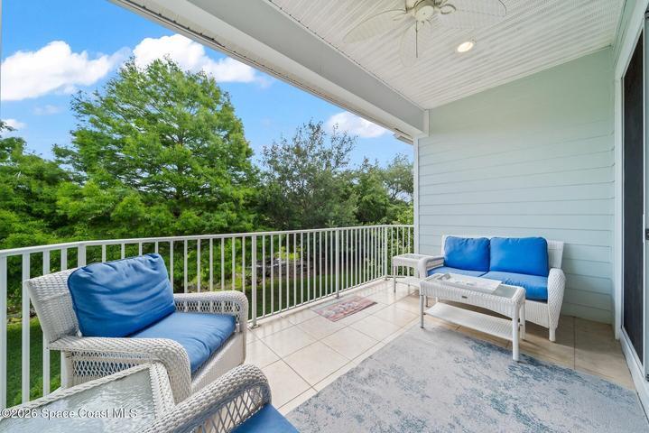 2340 Water Oaks Lane 223, Vero Beach, FL, 32962 photo 8