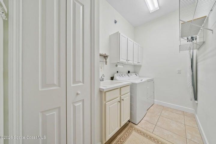 2340 Water Oaks Lane 223, Vero Beach, FL, 32962 photo 25
